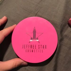 JEFFREE STAR SKIN FROST HIGHLIGHTER